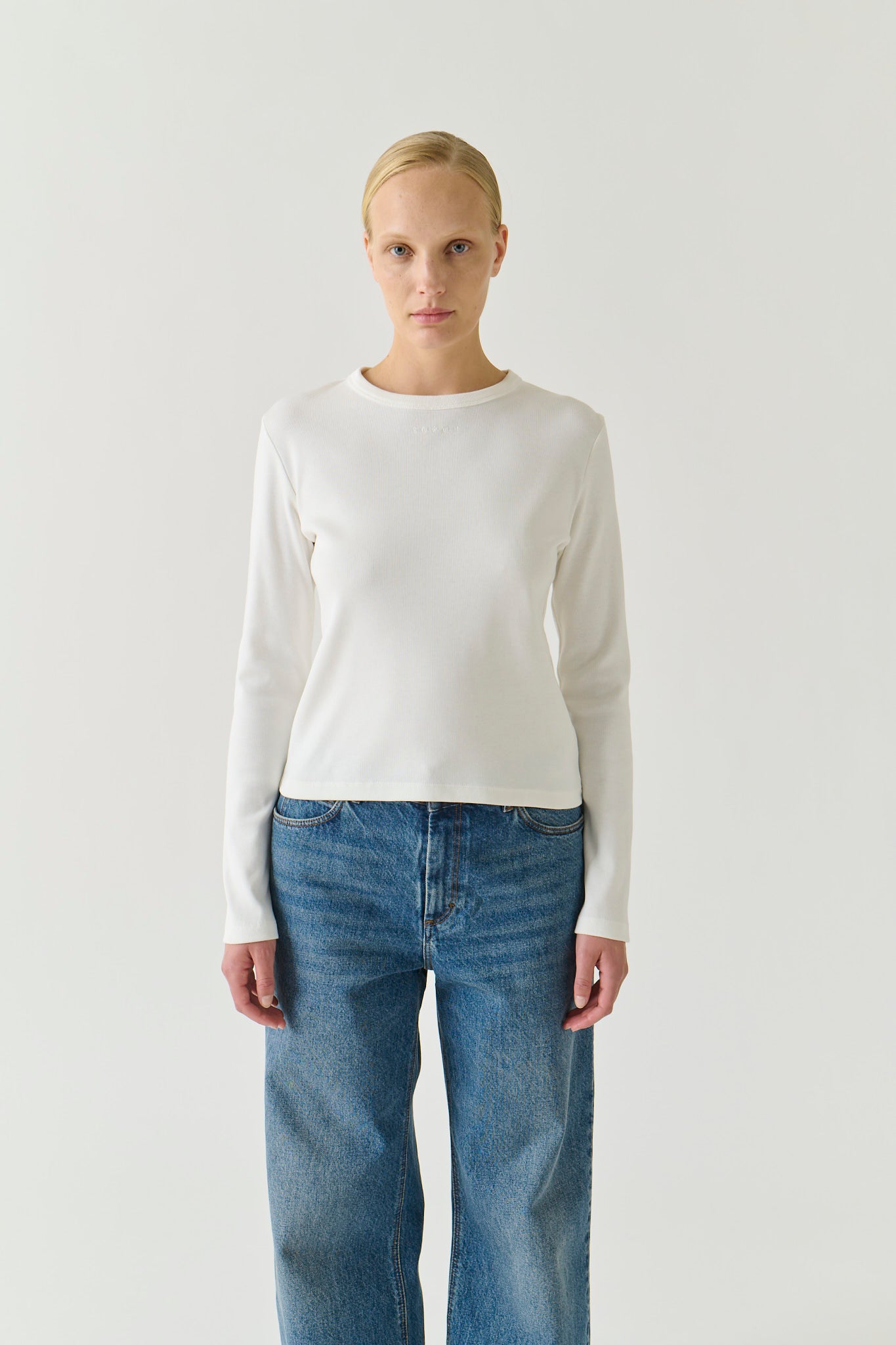 Flavie T-Shirt - White Organic Cotton Long Sleeves - Soeur